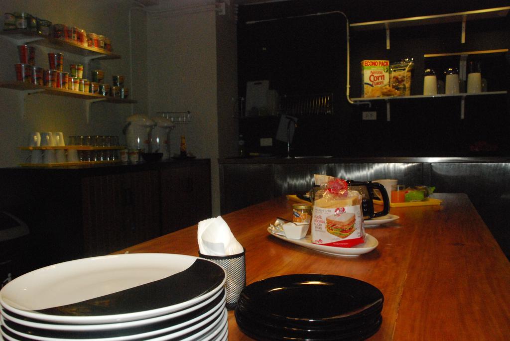 Oyes Hostel Краби Экстерьер фото