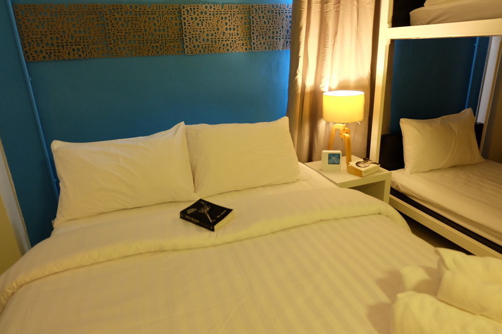 Oyes Hostel Краби Экстерьер фото